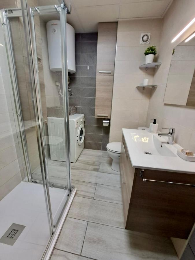 לה פינדה Loft Pineda Beach מראה חיצוני תמונה