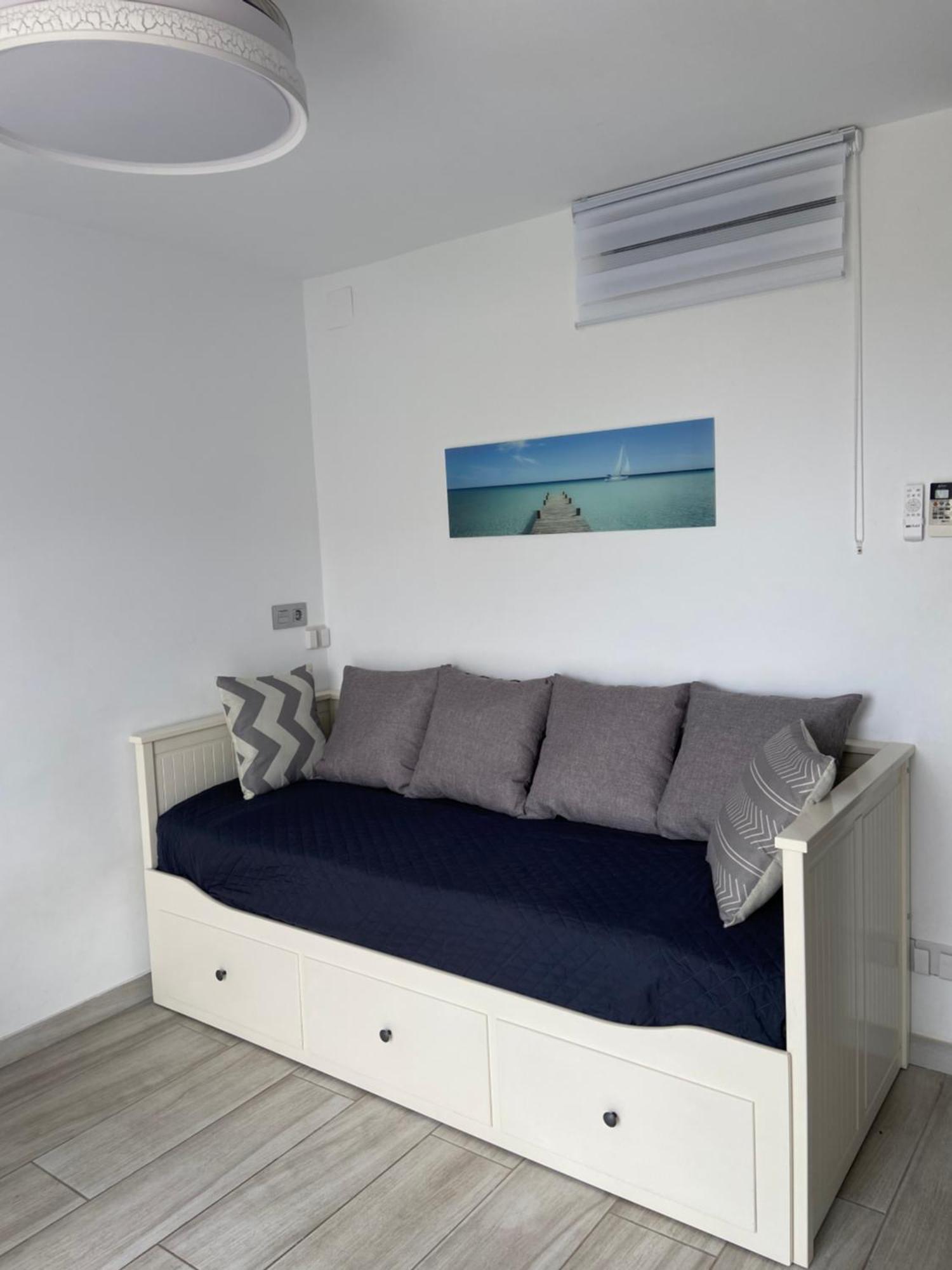 לה פינדה Loft Pineda Beach מראה חיצוני תמונה